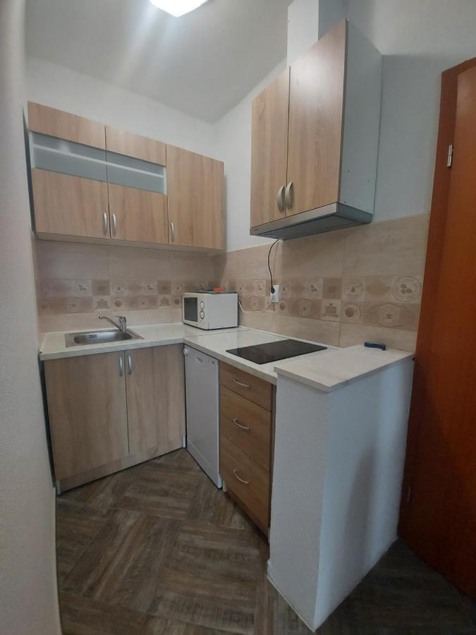 Dk Apartments Krasici ティヴァト エクステリア 写真
