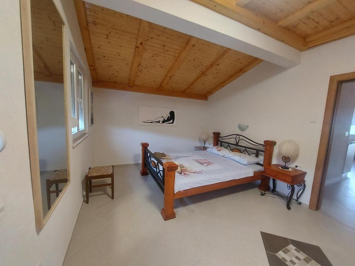 Dk Apartments Krasici ティヴァト エクステリア 写真