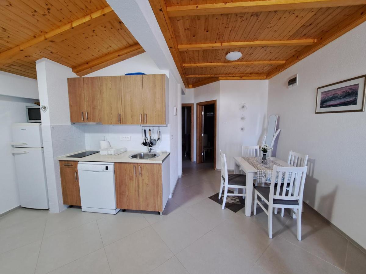 Dk Apartments Krasici ティヴァト エクステリア 写真